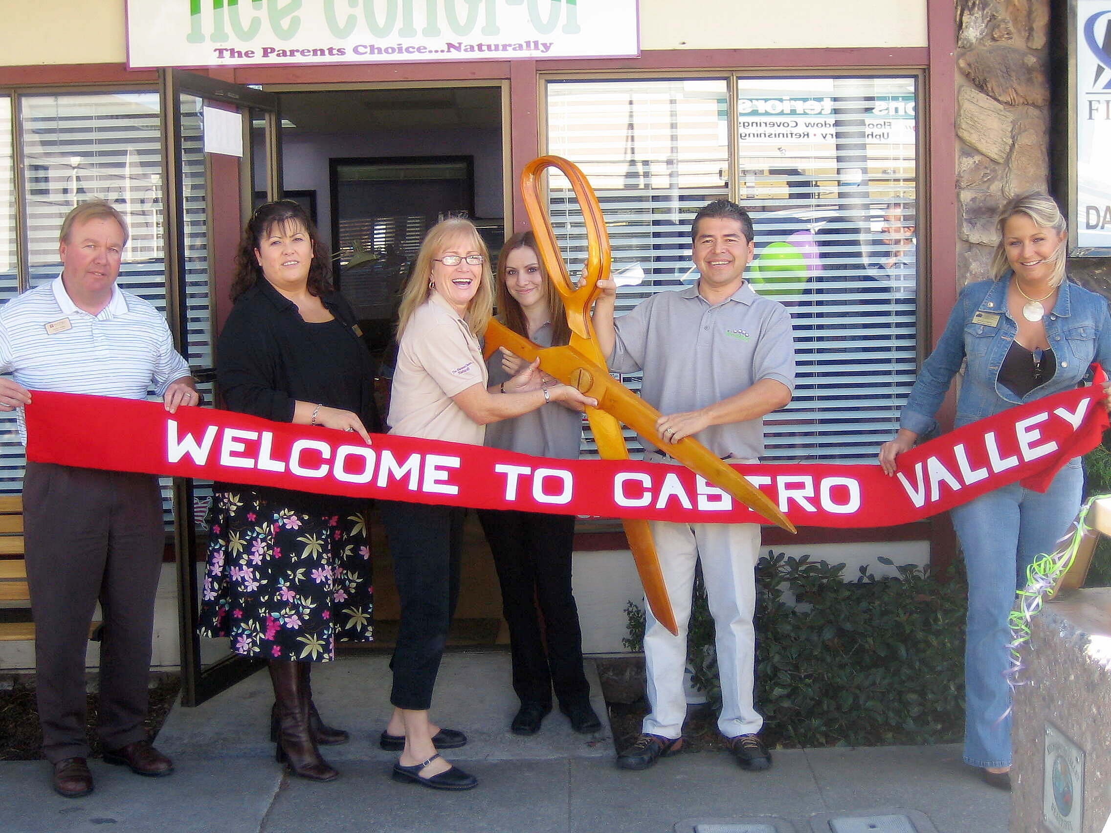 grand opening2